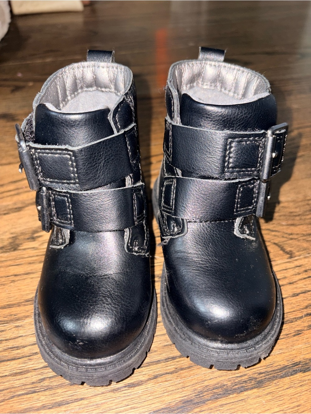 Toddler girls black boots - 6T